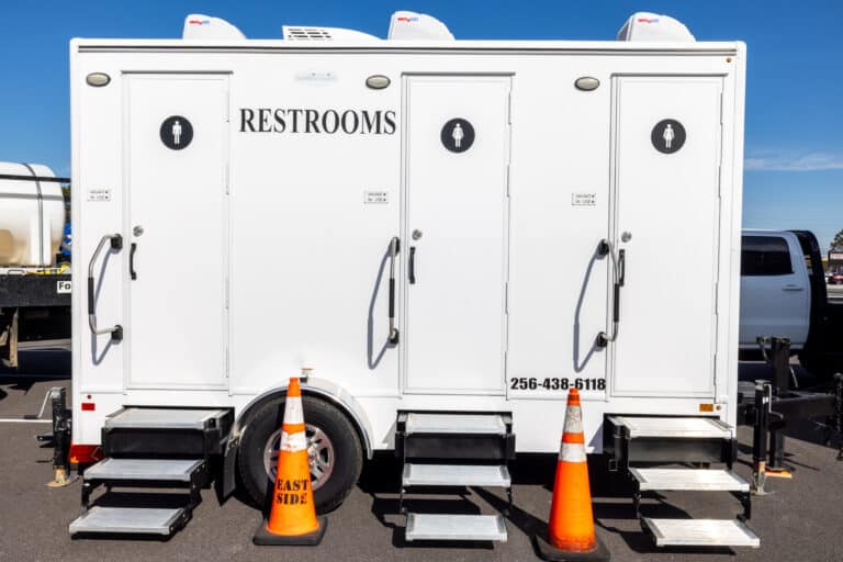 restroom trailer